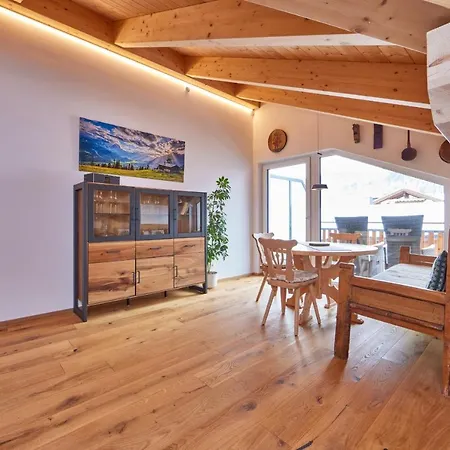 Wild Apartment